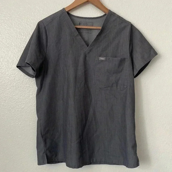 Figs M Catarina One-Pocket Scrub Top in Graphite Gray - Picture 4 of 9